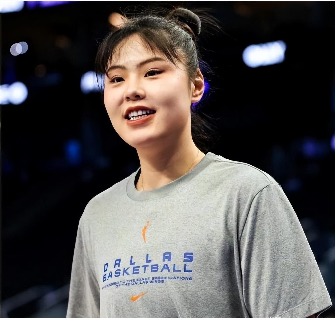 开云下载-李月汝官宣，升级为李老板，媒体人和球迷纷纷表达不同观点