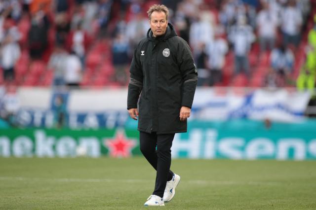 kaiyun-丹麦队主帅赛后落泪：这场比赛告诉我们生命的意义